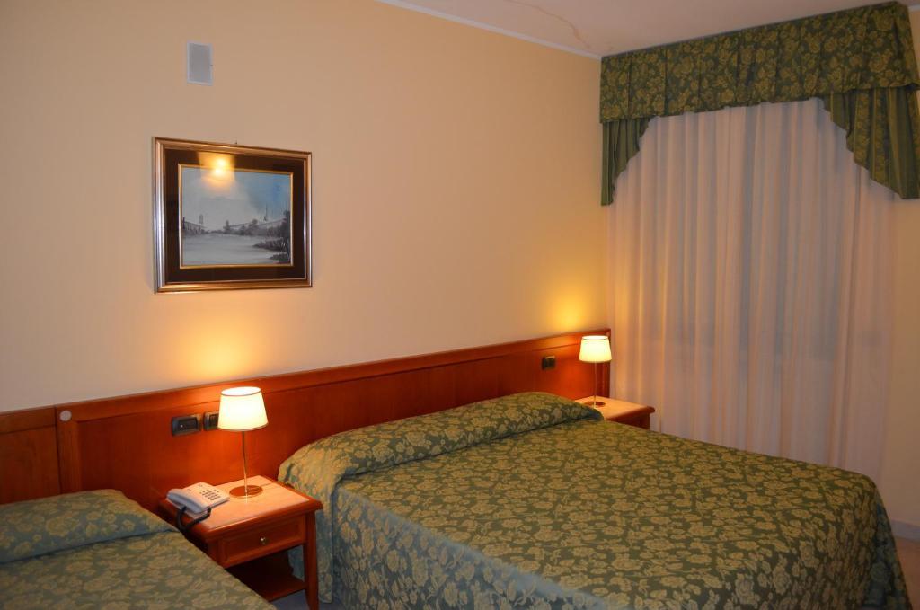 Hotel Olioso Peschiera del Garda Zimmer foto