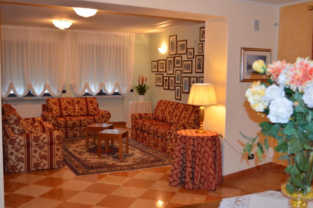 Hotel Olioso Peschiera del Garda Exterior foto