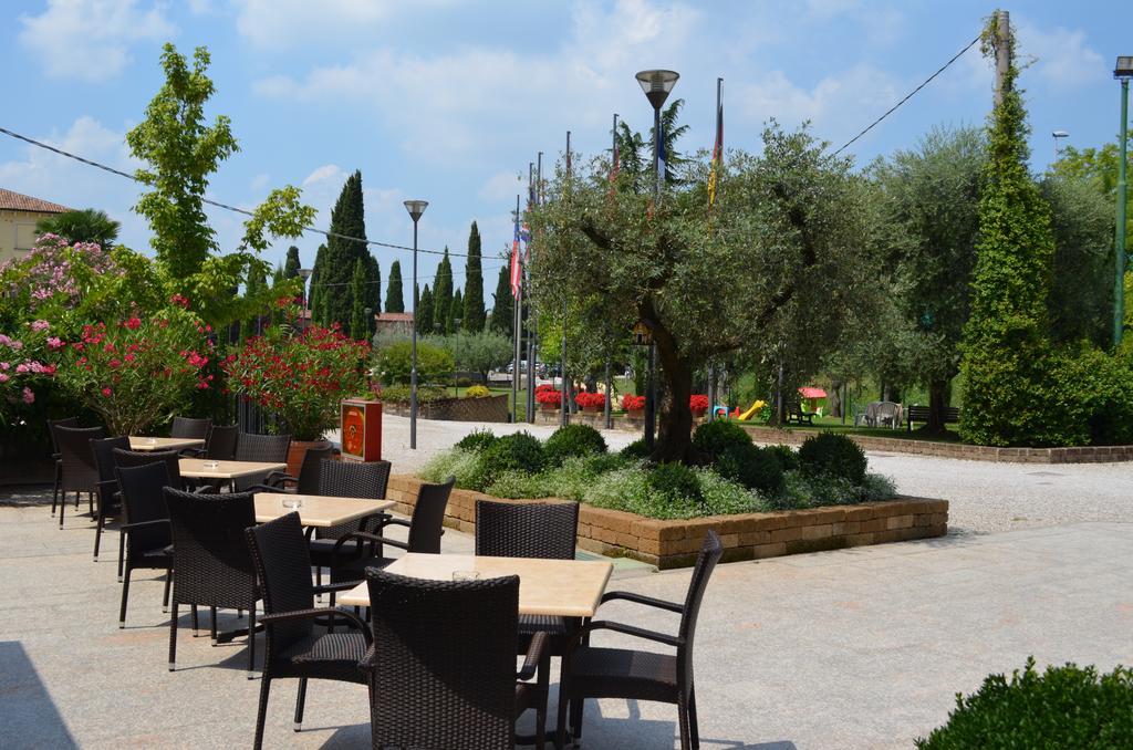 Hotel Olioso Peschiera del Garda Exterior foto